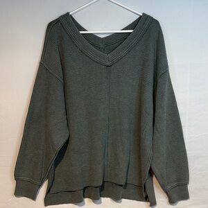 NWOT Aerie Women's Wonder Textured V-Neck Sweatshirt, Green/Blue, Size S